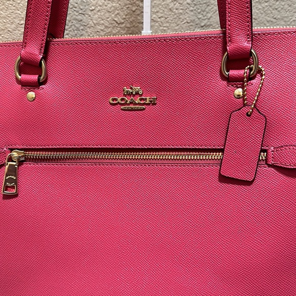 Coach Tote - Picture 3 of 4